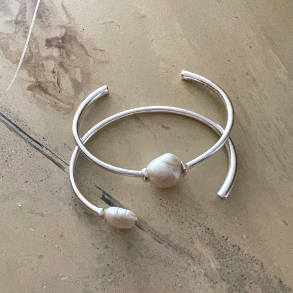 Kendra Scott pearl bracelets